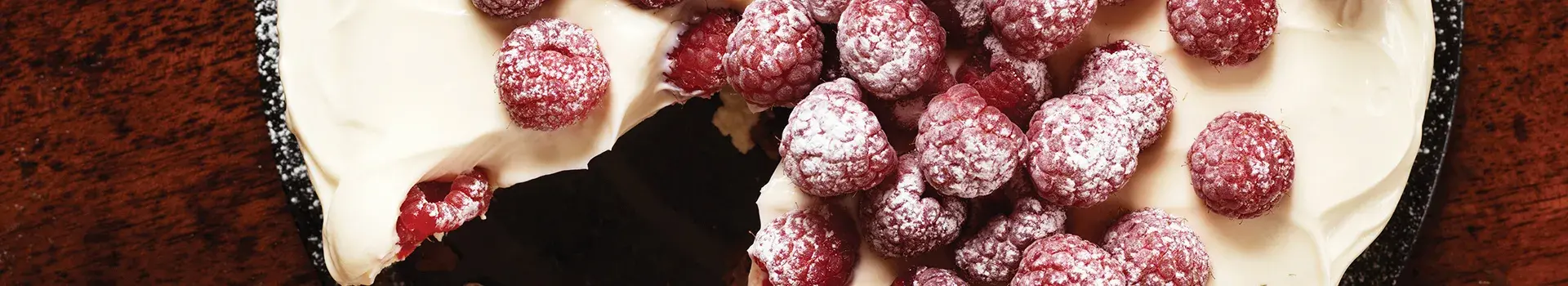 Fresh Raspberry and Chocolate Cheesecake