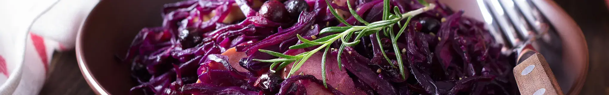 Braised Red Cabbage with Apple