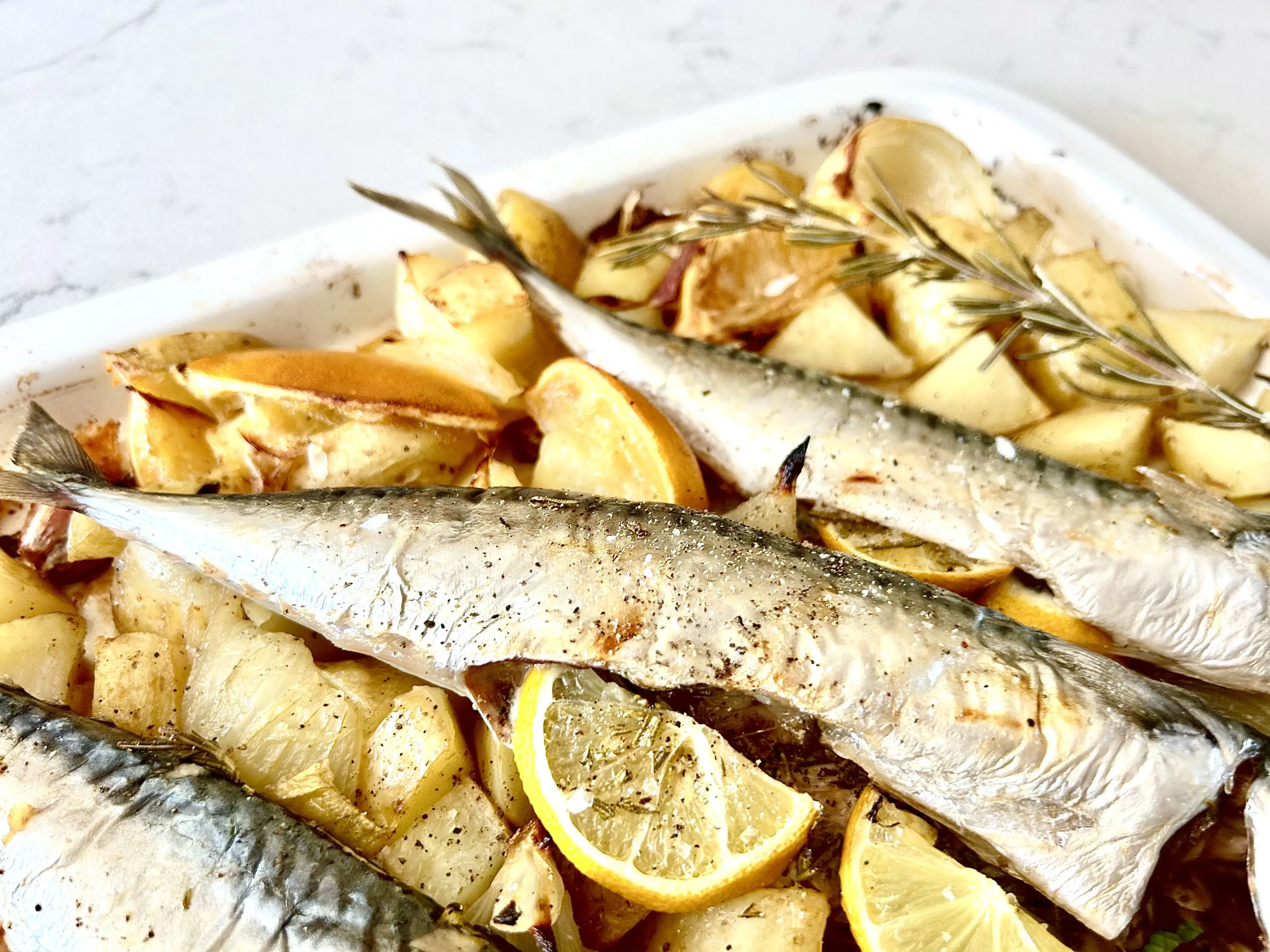 Simple Fresh Cornish Mackerel with Herby Roasted Potatoes, Garlic and Lemon