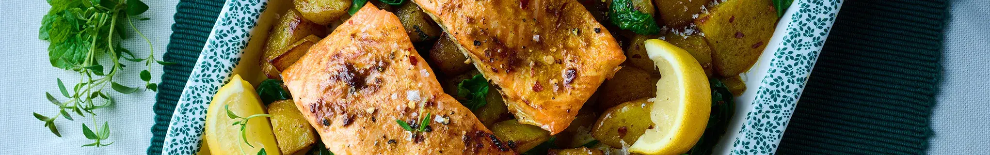 Spiced Salmon Saag Aloo Traybake