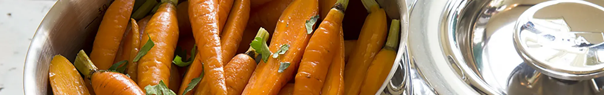 Carrots in AGA Stainless Steel