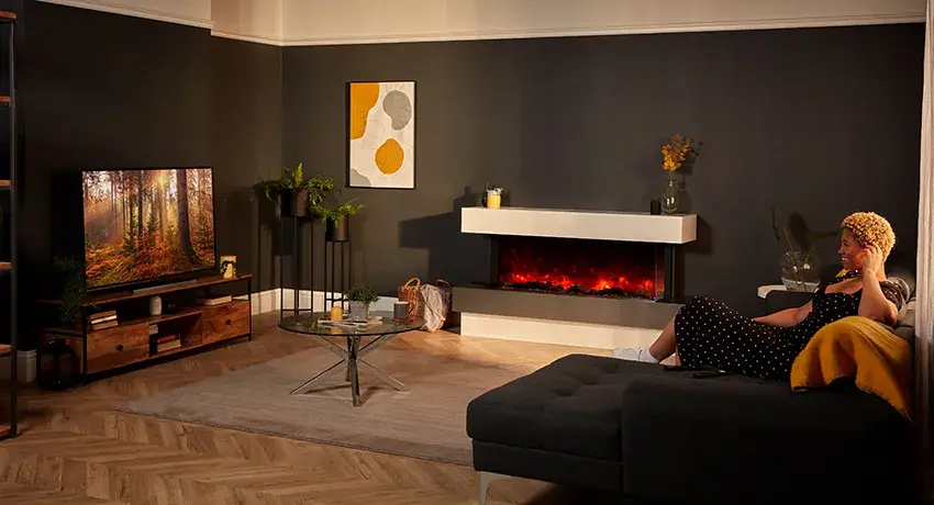 Rayburn Stratus™ TruView Electric Fire with Suite