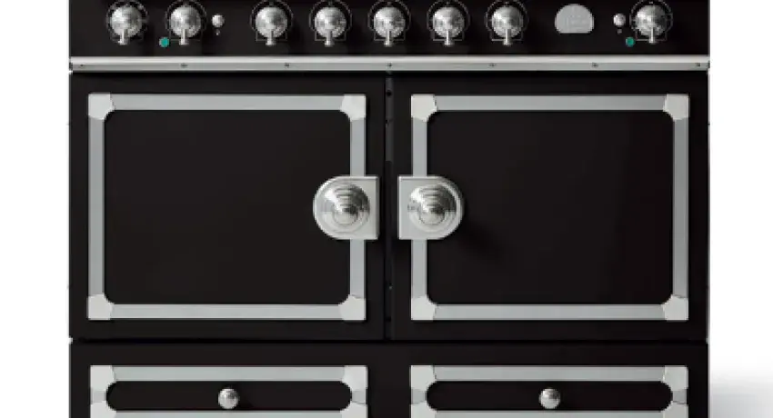 La Cornue Black with Chrome