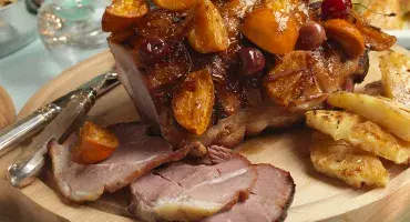 Gammon With Caramelised Tangerines and Cherries