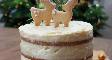 Almond Woodland Cake with Cream Cheese Frosting