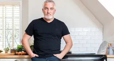 Paul Hollywood with his AGA eR3 Series