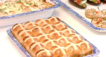 hot cross buns on a tray