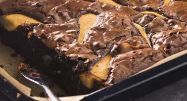 Chocolate & Pear Brownie 