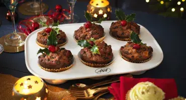 Individual Christmas Plum Puddings 