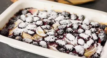 Pear and Blackberry Sponge Pudding Recipe