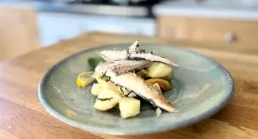 Simple Fresh Cornish Mackerel with Herby Roasted Potatoes, Garlic and Lemon