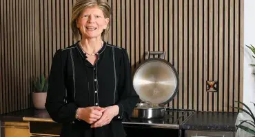 AGA Demonstrator Na Hansell with the AGA ERA 