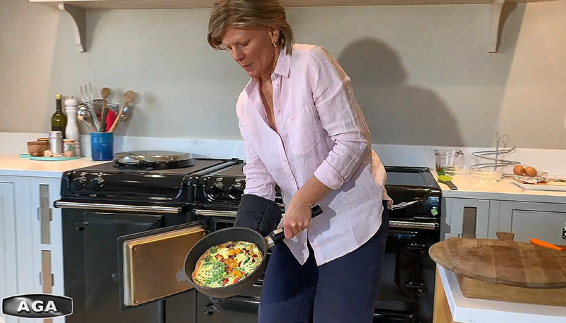 AGA demonstrator Na Hansell cooks a frittata 