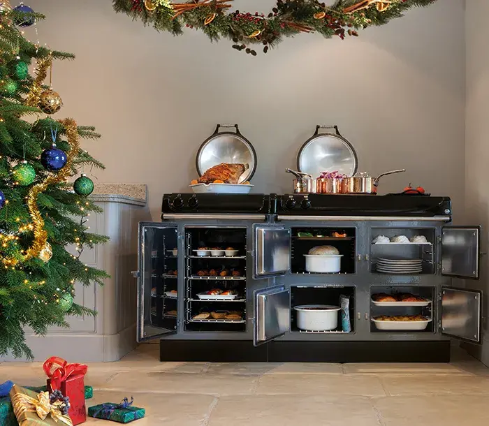 AGA eR3 Series 160 with oven doors open