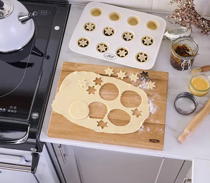 making mince pies by the AGA