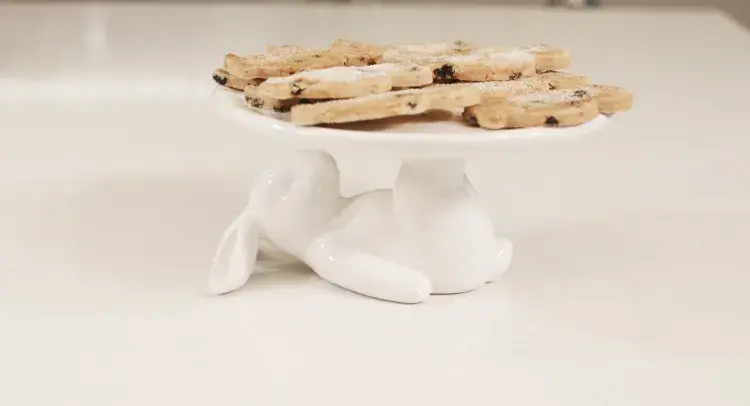 Biscuits in shape of chicks