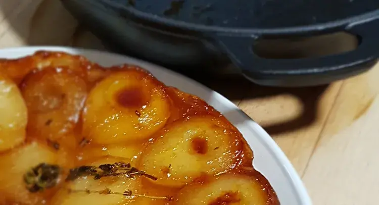 Pear and lemon tart tartin with AGA cast iron buffet pan 