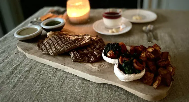 the perfect AGA steak served with potatoes 